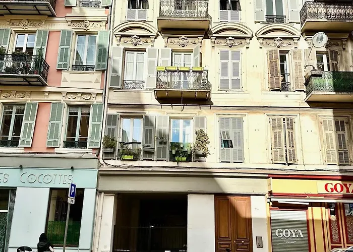 Charming Port Of Flat 1