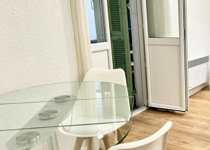 Apartment Charming Port Of Flat 1